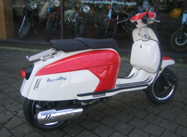 RED/White GP125 SOLD !!