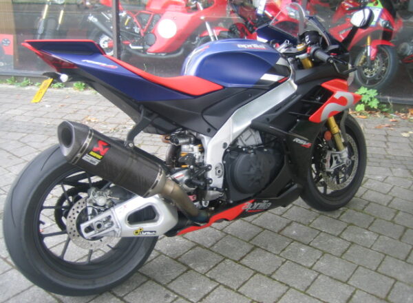 Aprilia RSV1100 Factory